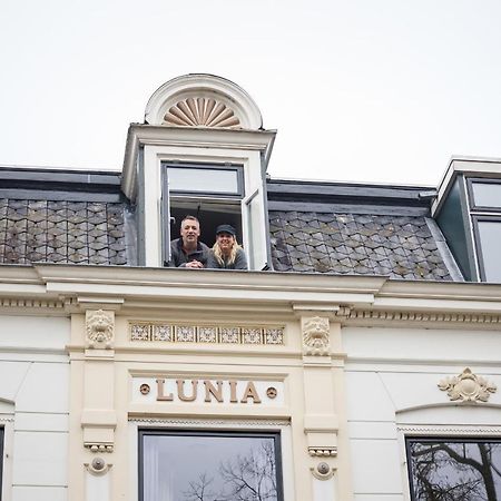 Hotel Restaurant Lunia Oldeberkoop ภายนอก รูปภาพ