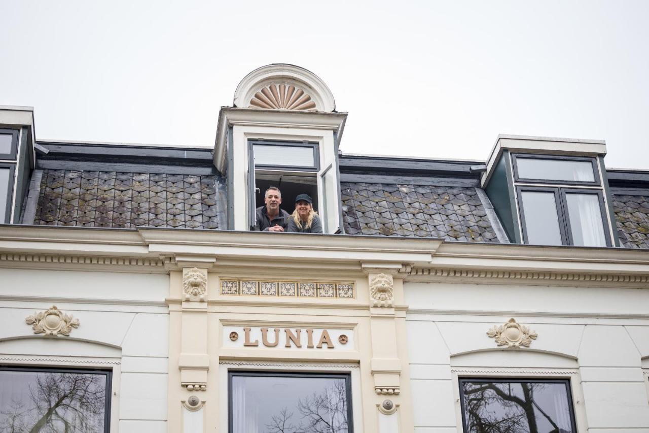 Hotel Restaurant Lunia Oldeberkoop ภายนอก รูปภาพ