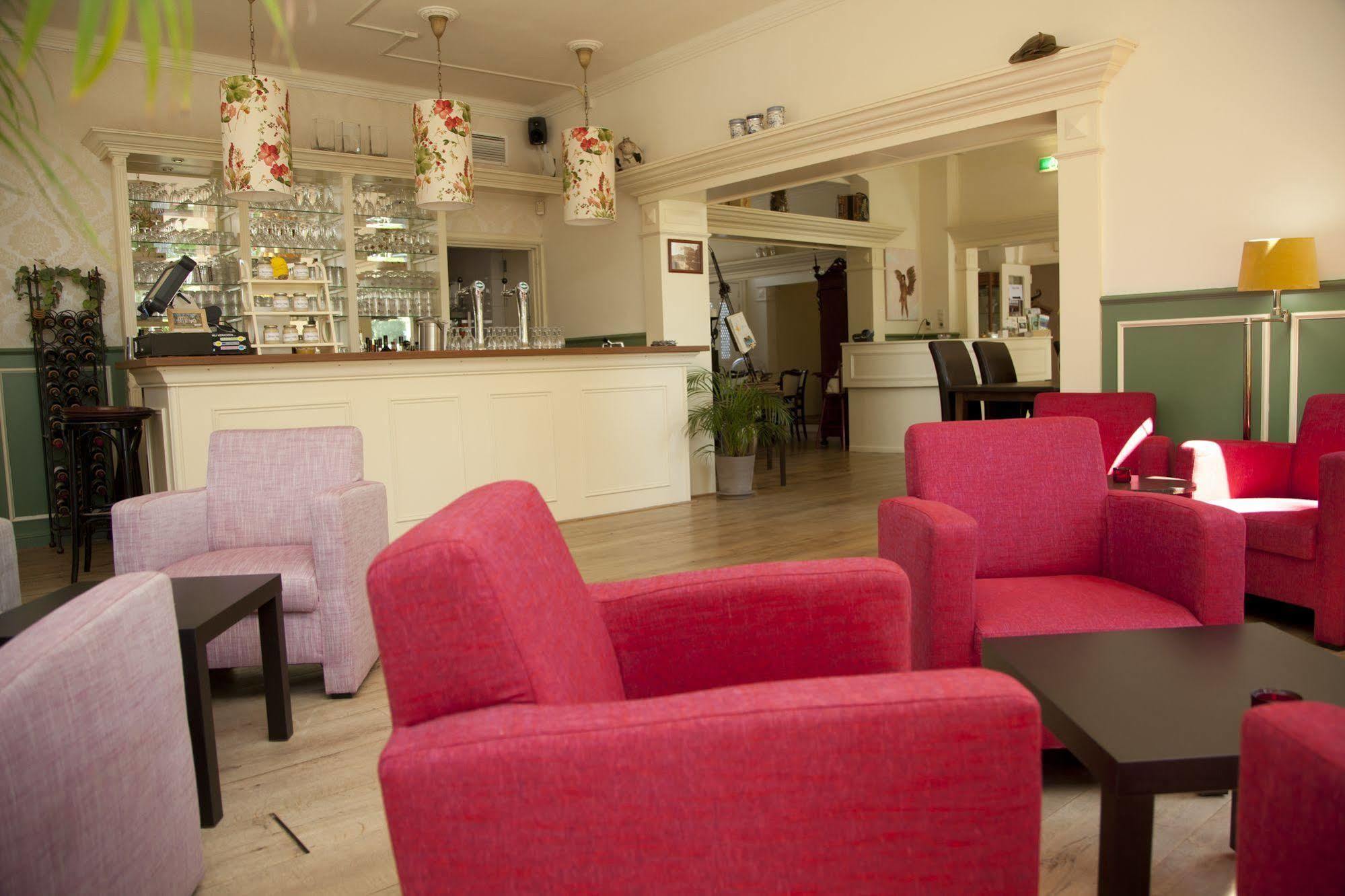 Hotel Restaurant Lunia Oldeberkoop ภายนอก รูปภาพ